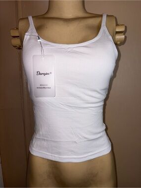 Danysu Women's Tank Tops Ribbed Fitted Cropped Camisoles with Built in Bras